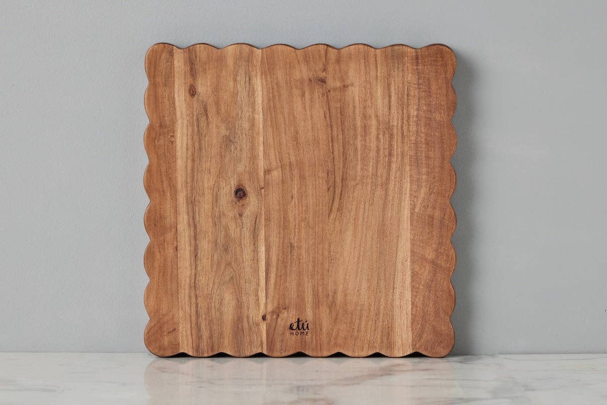 Scalloped Cutting Board ~ L
