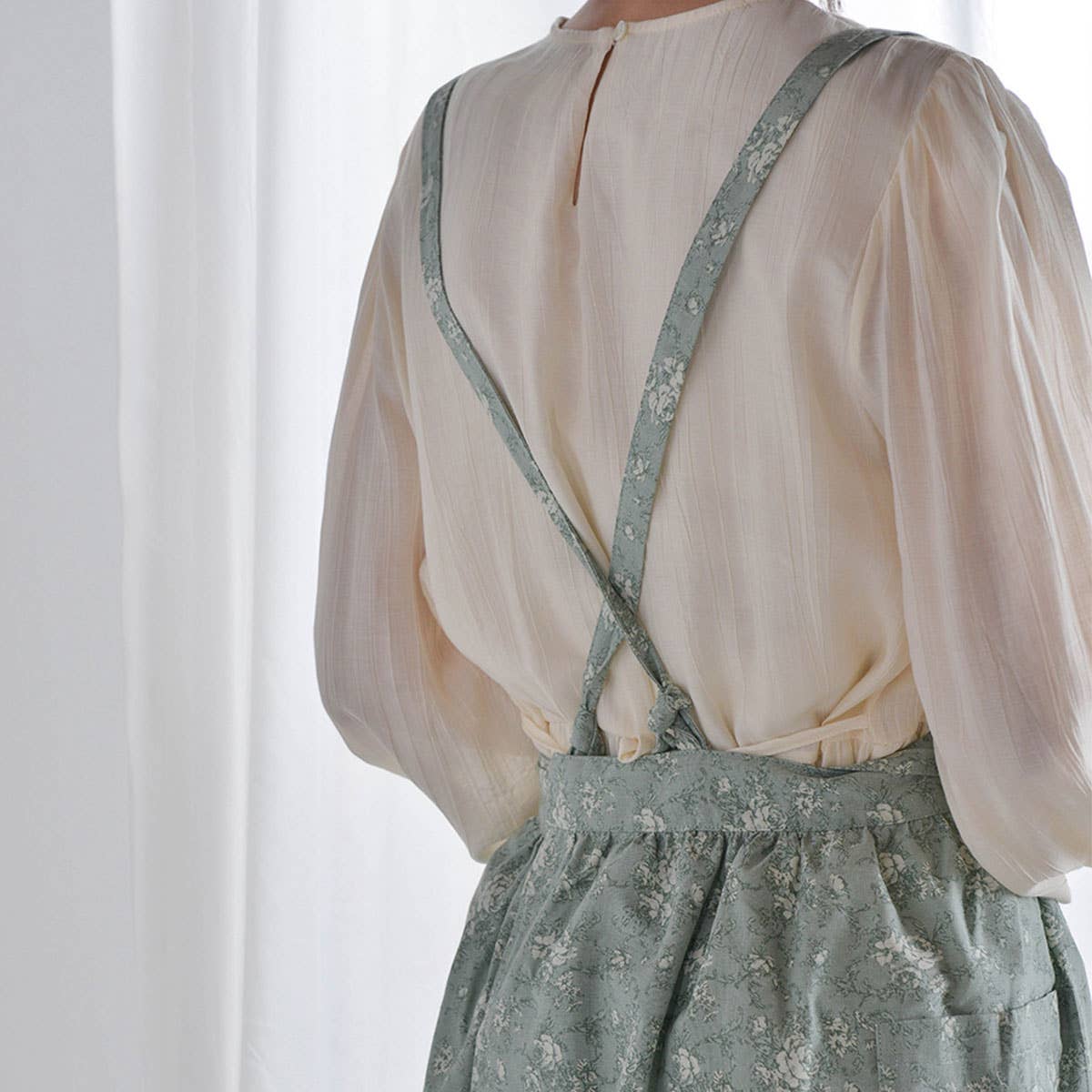 Floral Print Apron