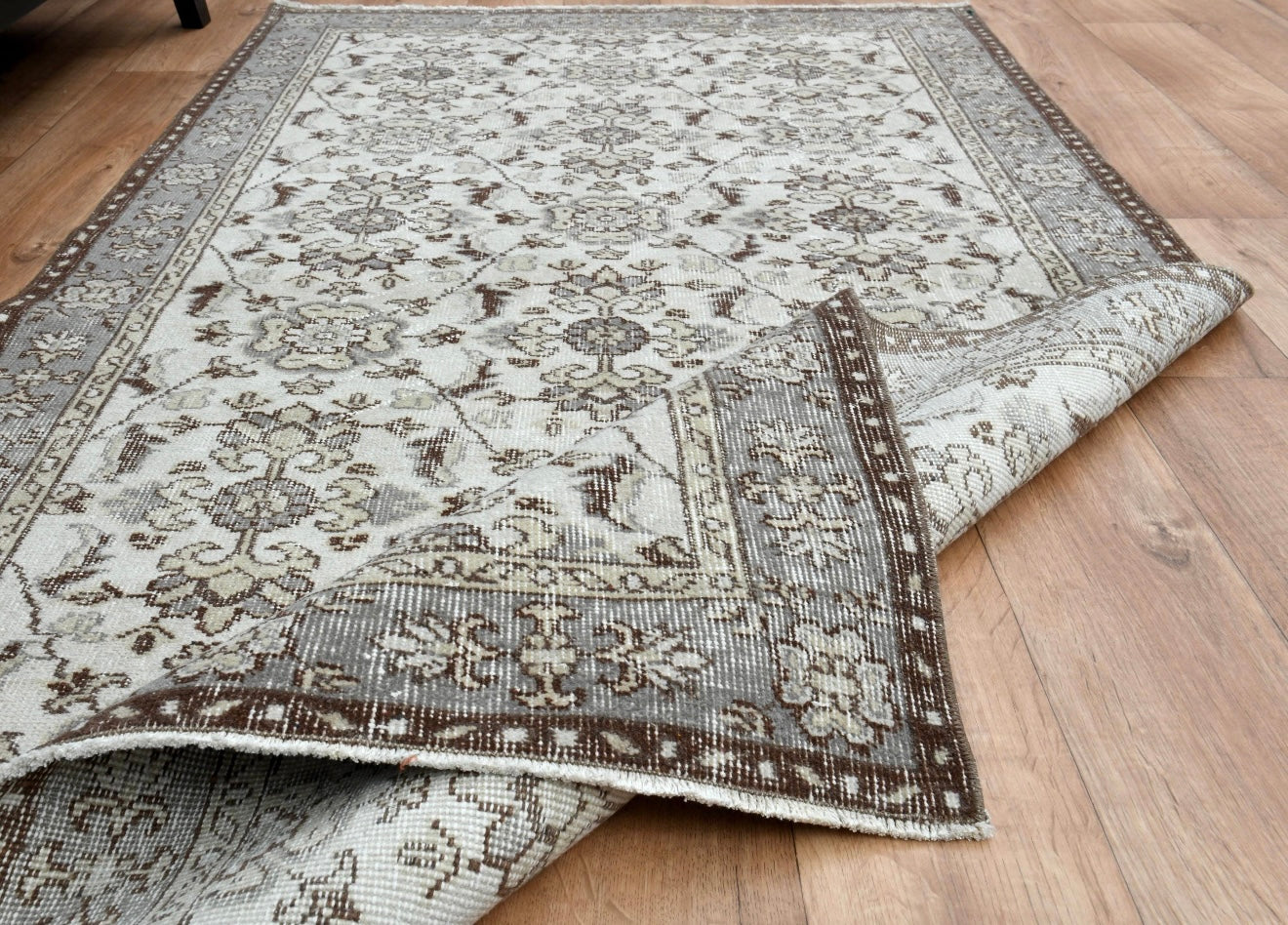 Turkish Rug 4’x7’