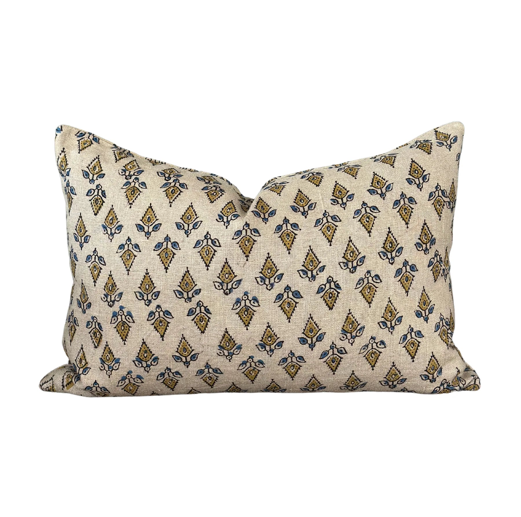 Riya Pillow