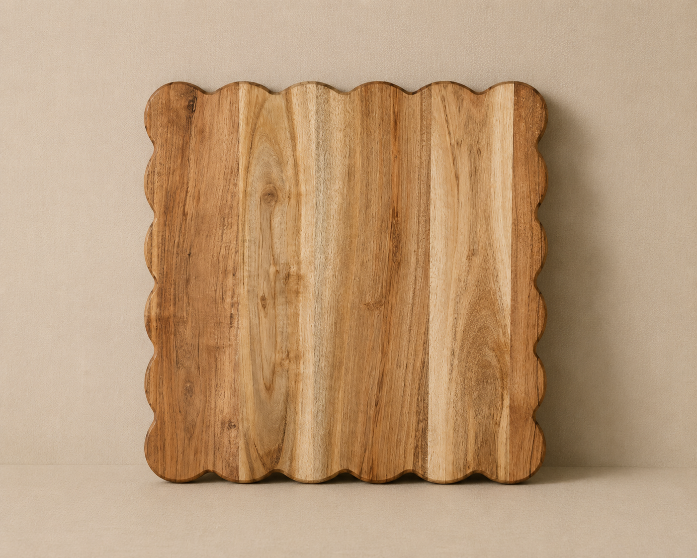 Scalloped Cutting Board~M