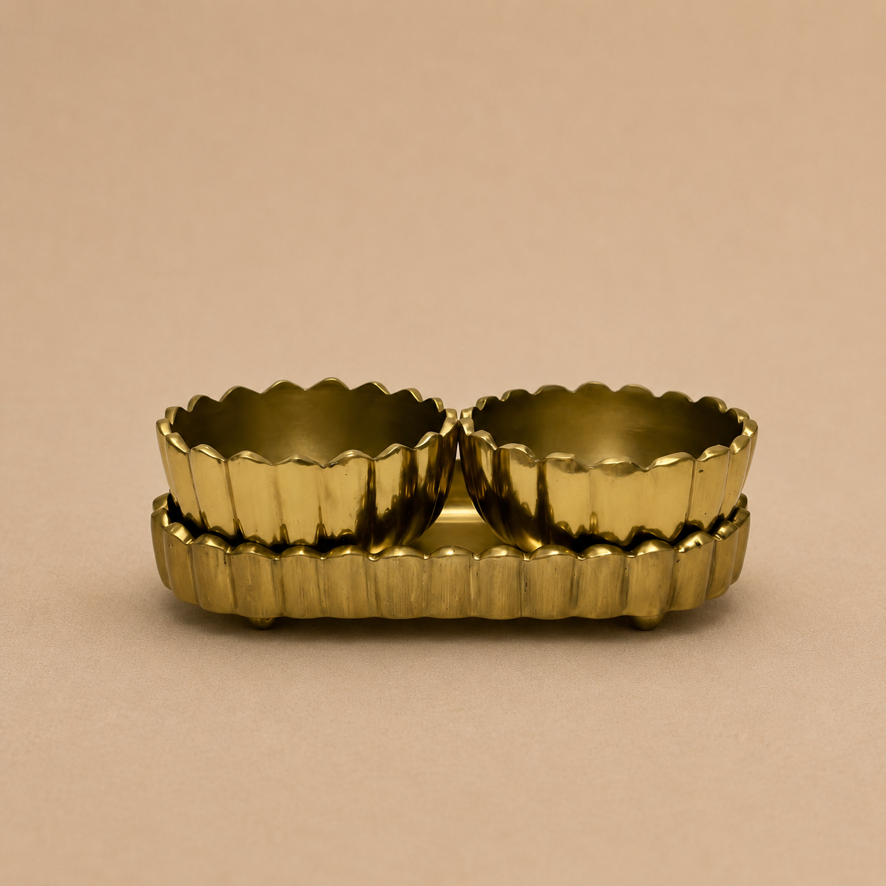 Fluted Tray & Bowls